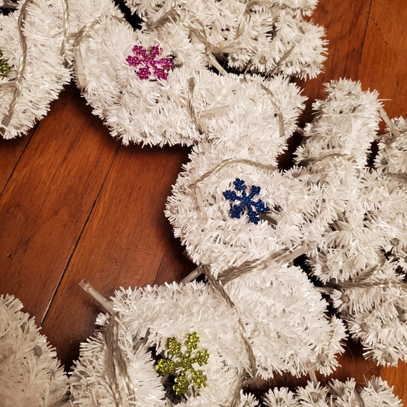 Bright Light Snowflake - Picture 7 of 13